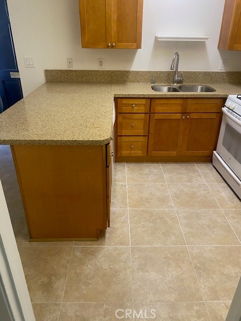 Huntington West (HWST) - Residential Lease