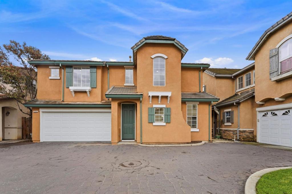 374 Marquetry Court