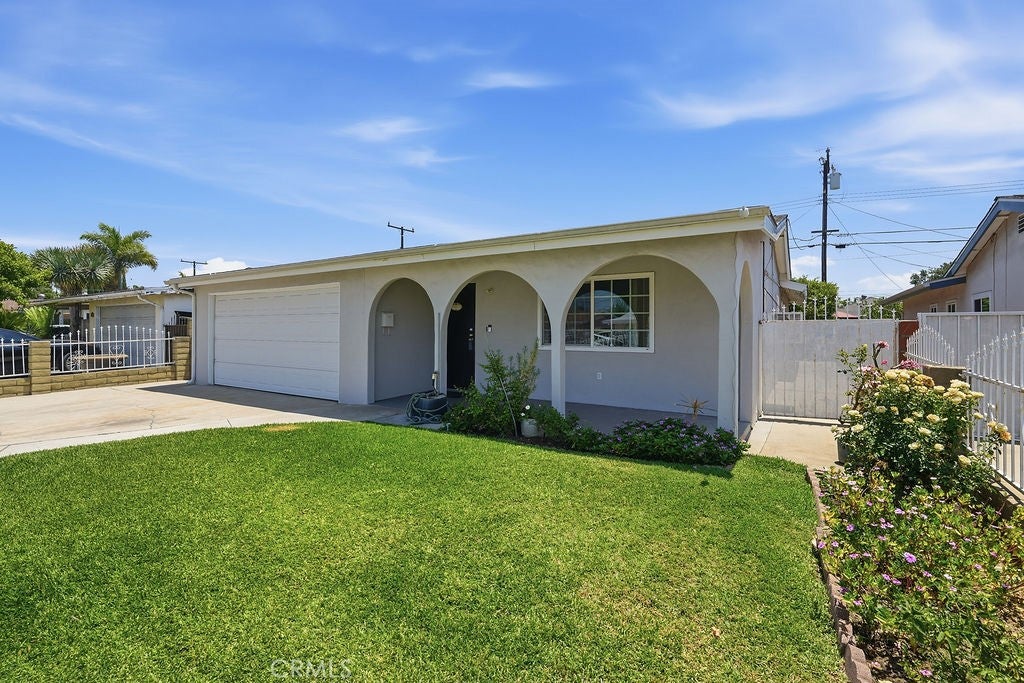 2224 Delnice Avenue