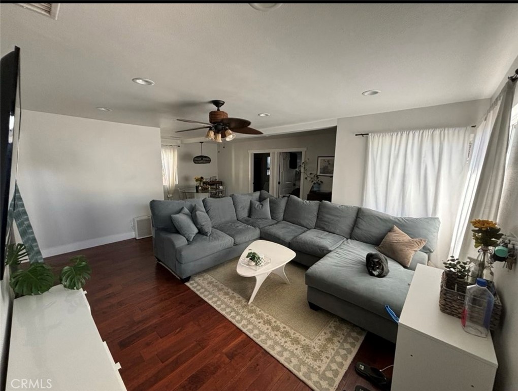 228 Del Mar Avenue