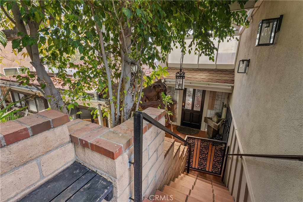 535 Mystic Way