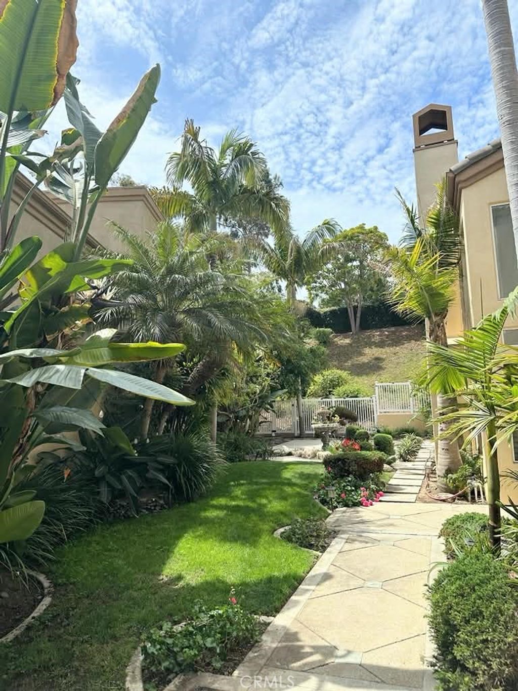 Photo of 21015 Tomlee Avenue Ave, Torrance, CA 90503 (MLS # SB26083264)