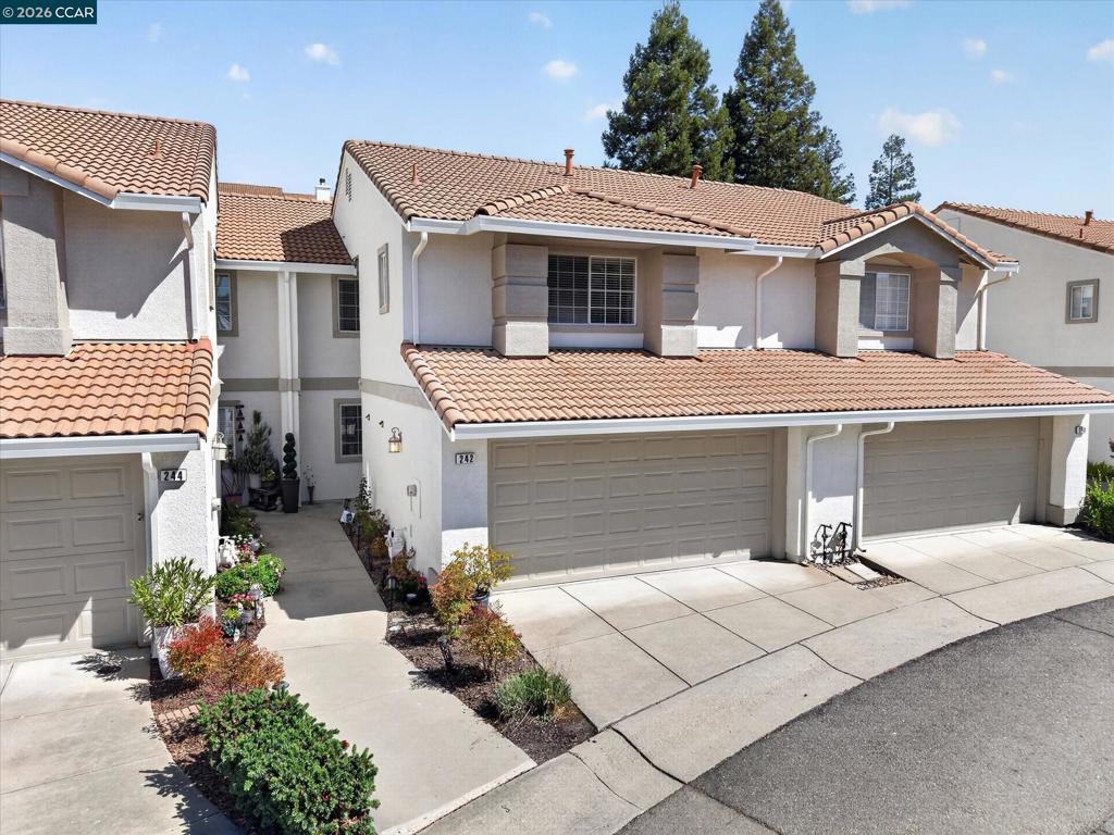 242 Portola Dr