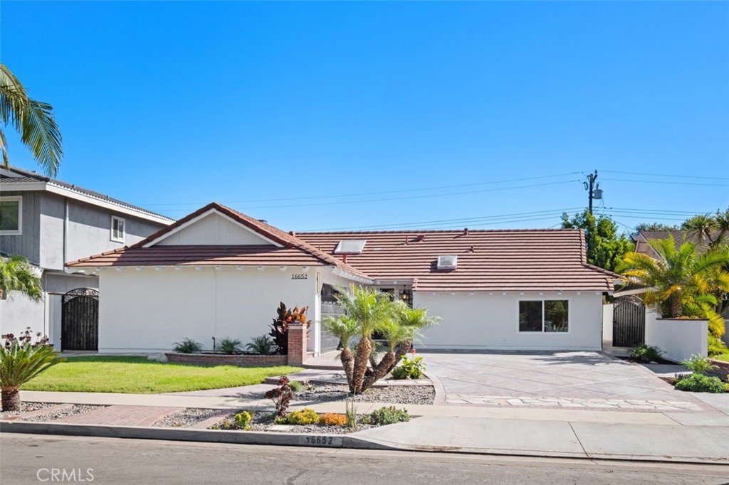 16652 Busby
