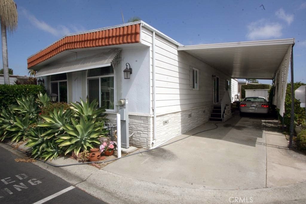 32302 Alipaz Street 217