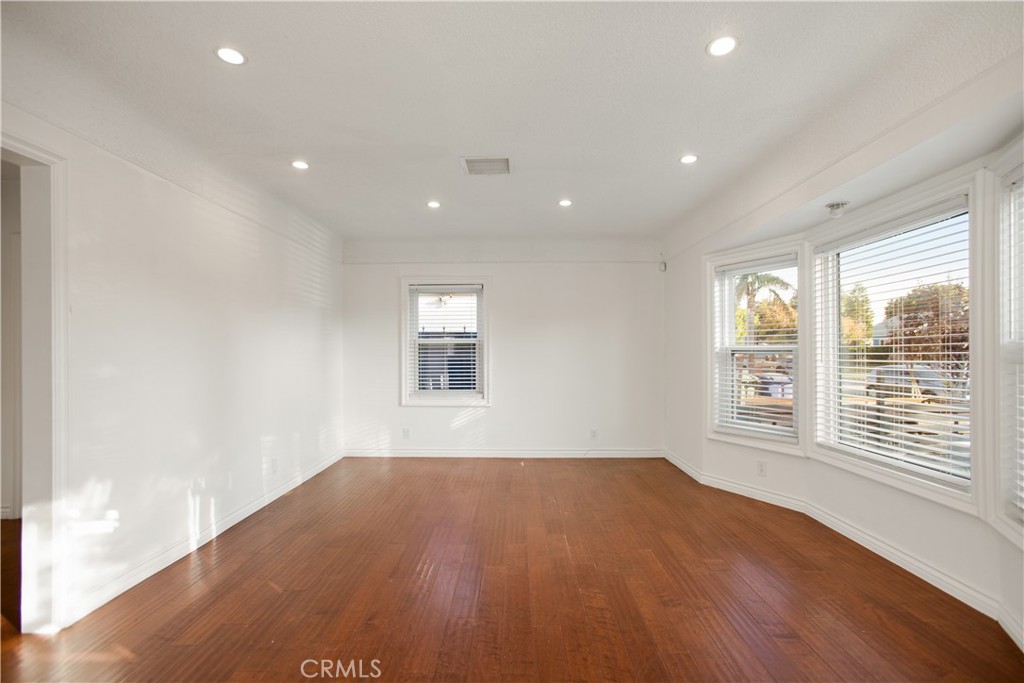 6019 Florence Avenue