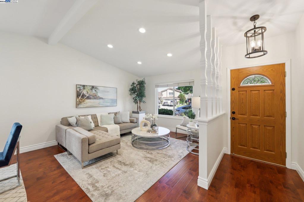 57 Trailview Ct
