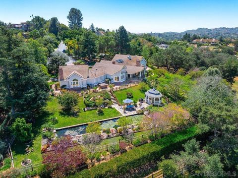 Photo of 1 Rolling View, Fallbrook, CA 92028 (MLS # 260007710SD)