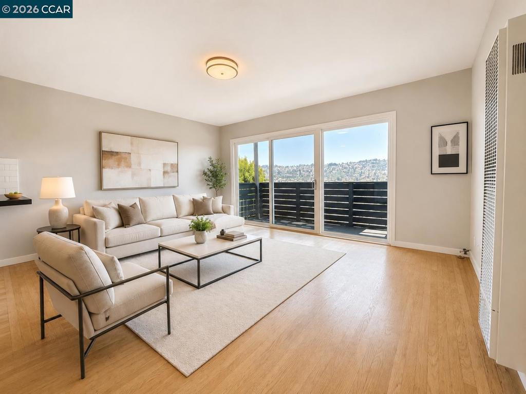 785 Taft Ave 10