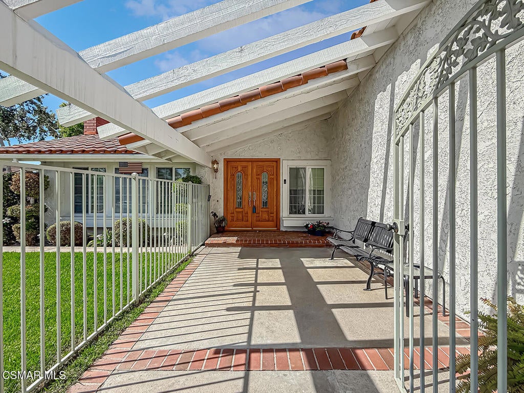 3243 Emerald Avenue