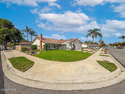Photo of 3243 Emerald Avenue, Simi Valley, CA 93063 (MLS # 226003746)