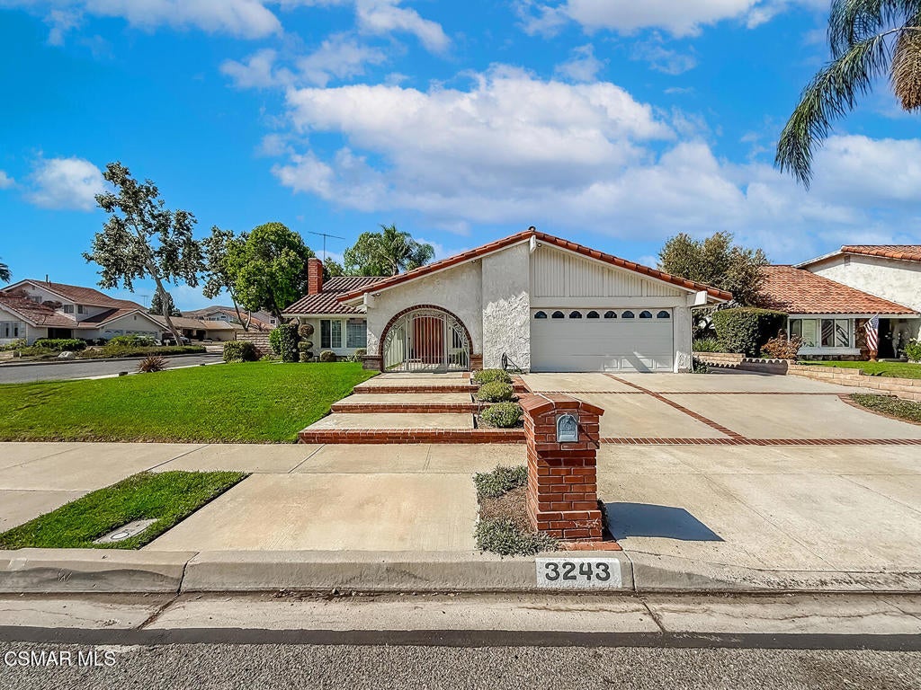 3243 Emerald Avenue