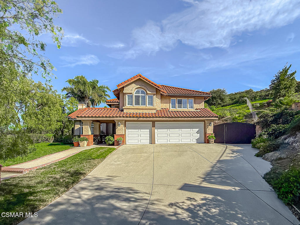 Properties 1 628 Silverwheel Place