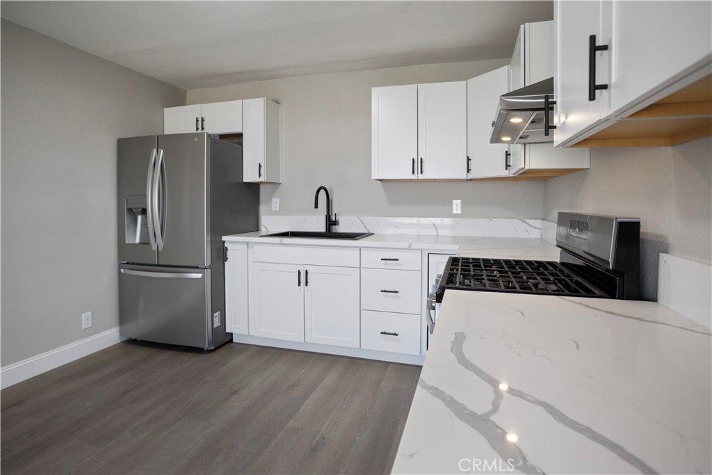 2574 Beachwood