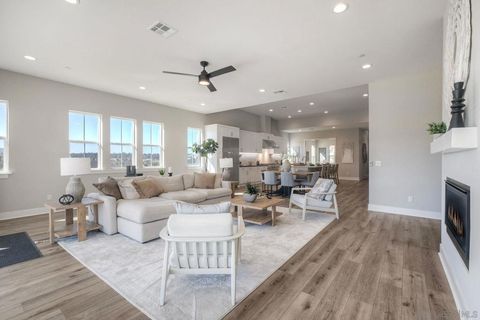 15123 Larchmont St Poway CA 92064