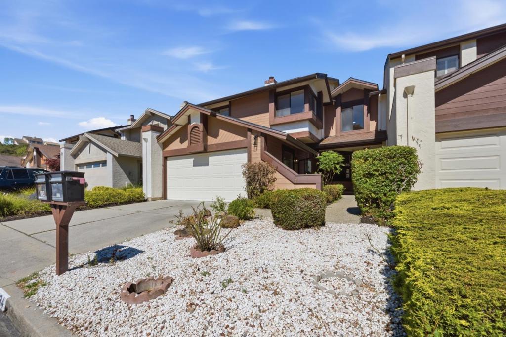 1634 Sugarloaf Drive