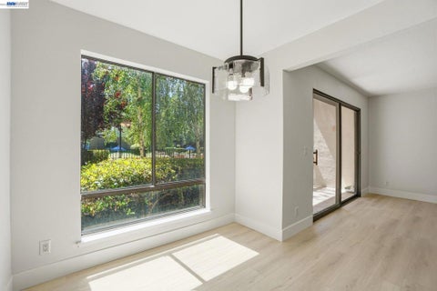 Photo of 460 N Civic Dr Dr #106, Walnut Creek, CA 94596 (MLS # 41132389)