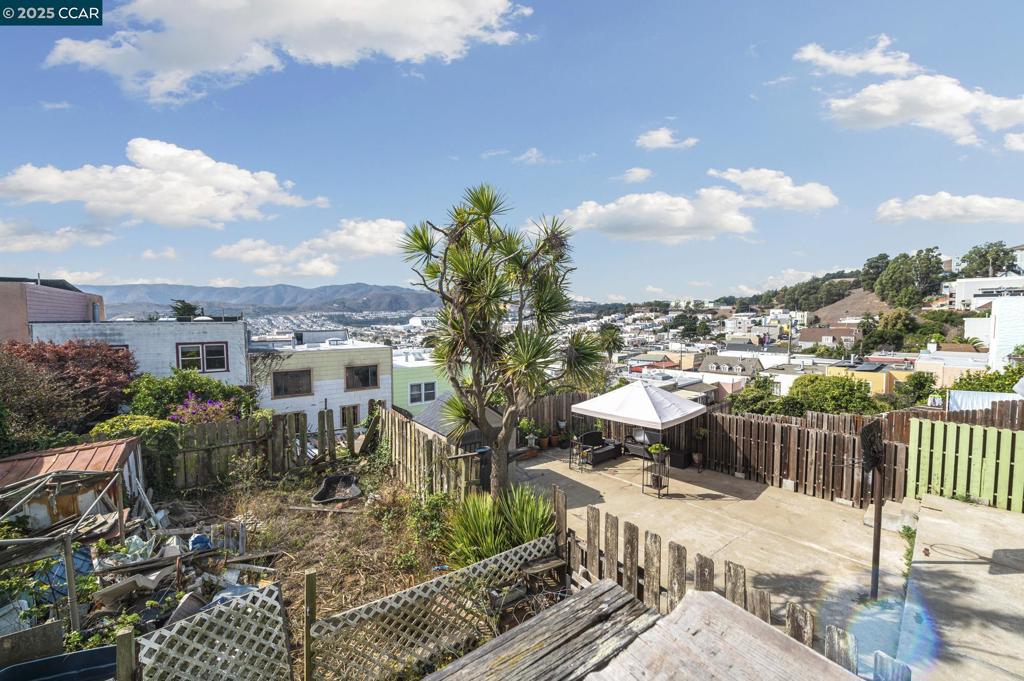 VISITATION VALL. - Residential