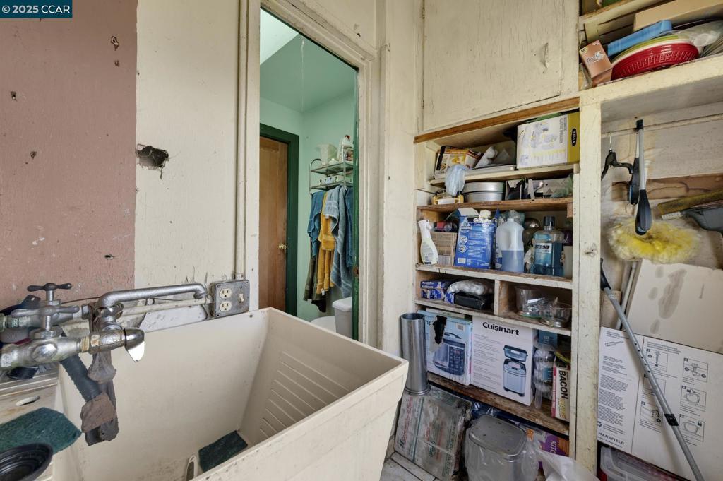 VISITATION VALL. - Residential