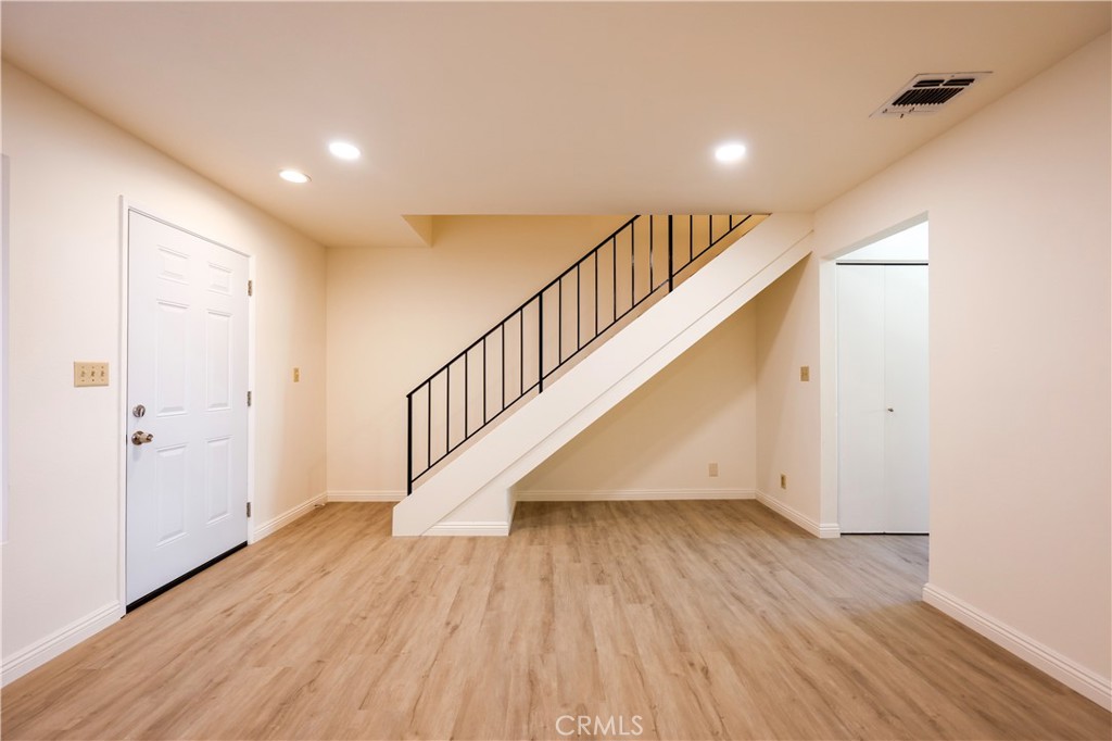 9311 Ramona Boulevard E