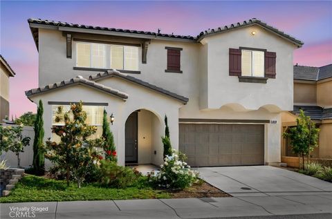 Photo of 34269 Creek View Lane, Yucaipa, CA 92399 (MLS # IG26103558)
