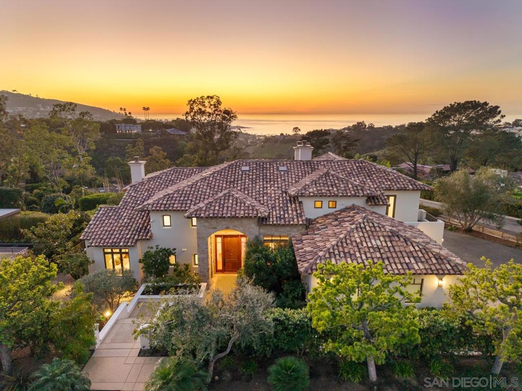 8080 La Jolla Scenic Dr N