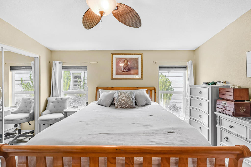 Desert Sands Mobile - Manufactured In Park