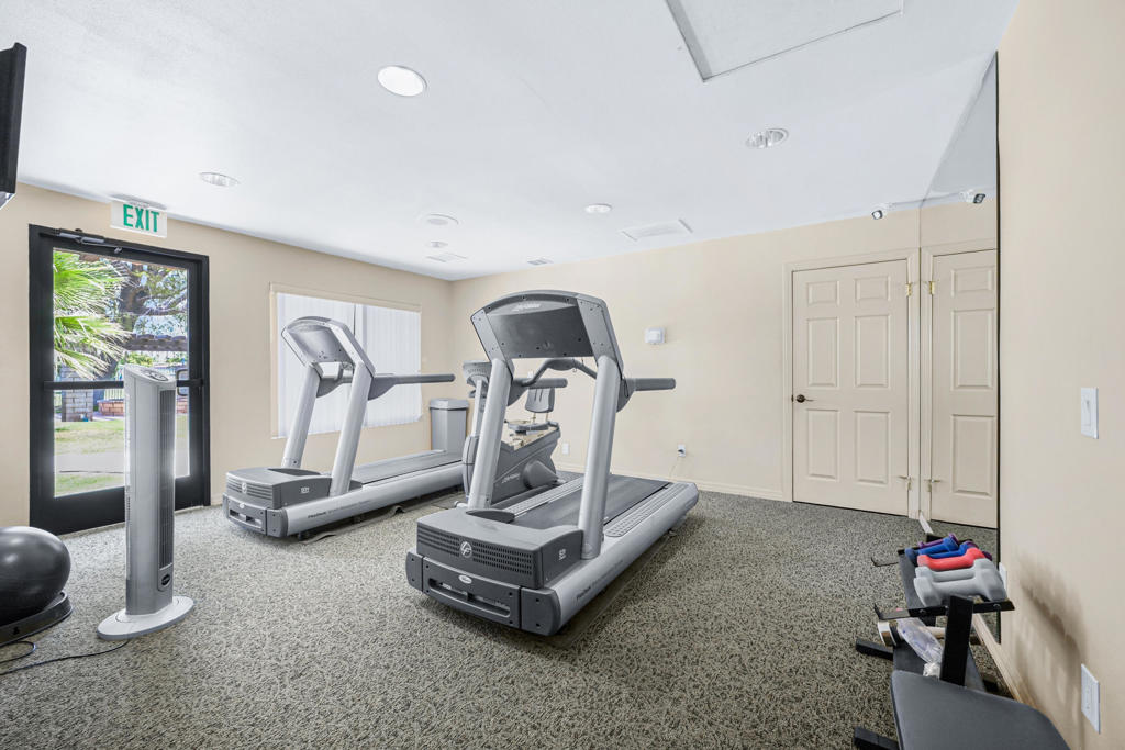 Desert Sands Mobile - Manufactured In Park