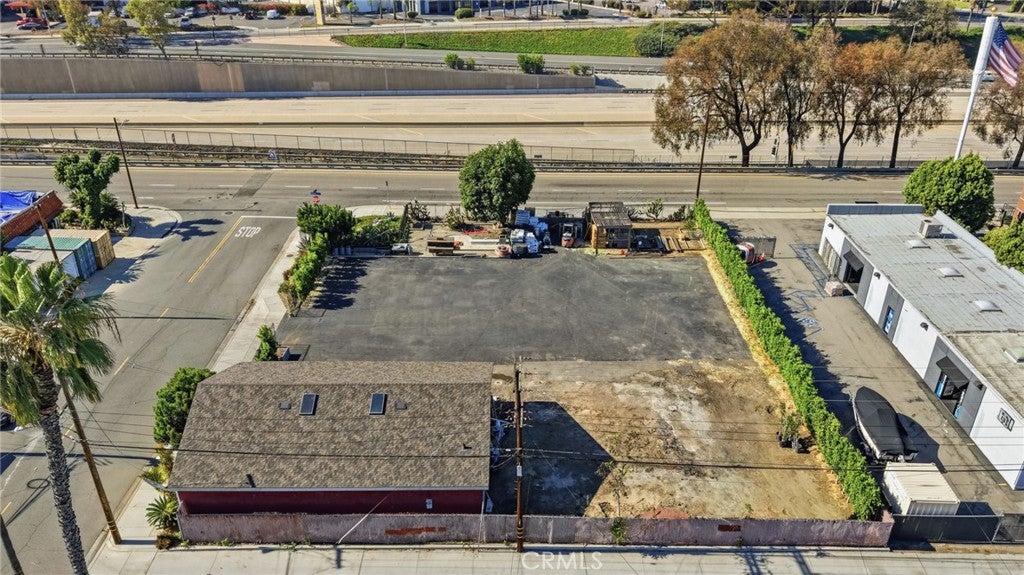 2302 Newport Boulevard
