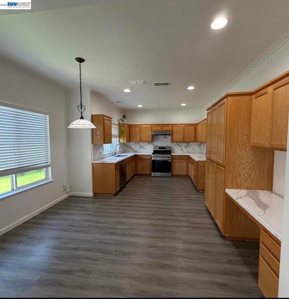 9609 Flame Tokay Way