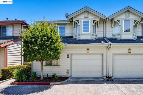 Photo of 1486 Adeline St St, Oakland, CA 94607 (MLS # 41133609)