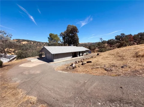 6041 Thornicroft Dr, Valley Springs, CA 95252 - MLS#: IV26164152