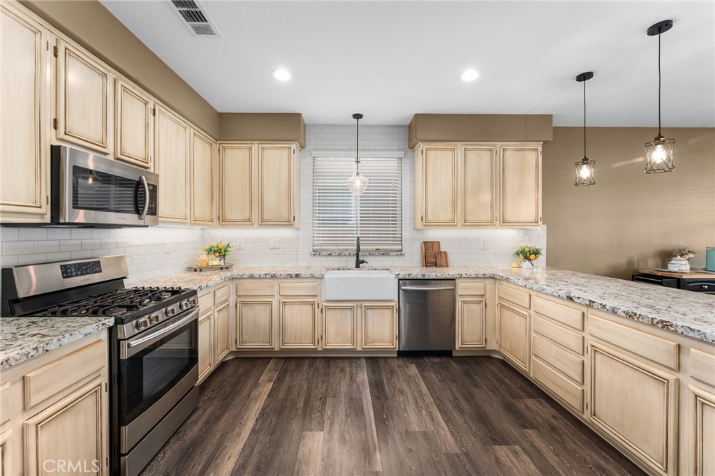 Fairway canyon - Residential