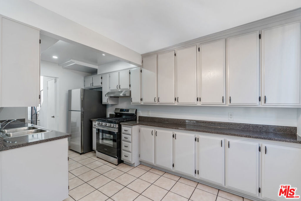 9210 Van Nuys Boulevard 11