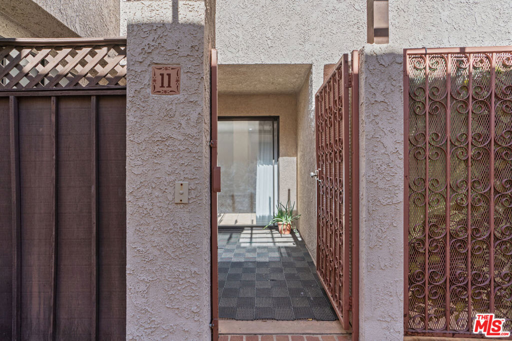 9210 Van Nuys Boulevard 11