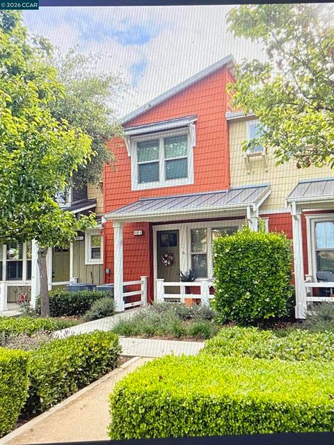 Photo of 400 Persimmon Common CMN #4, Livermore, CA 94551 (MLS # 41134630)