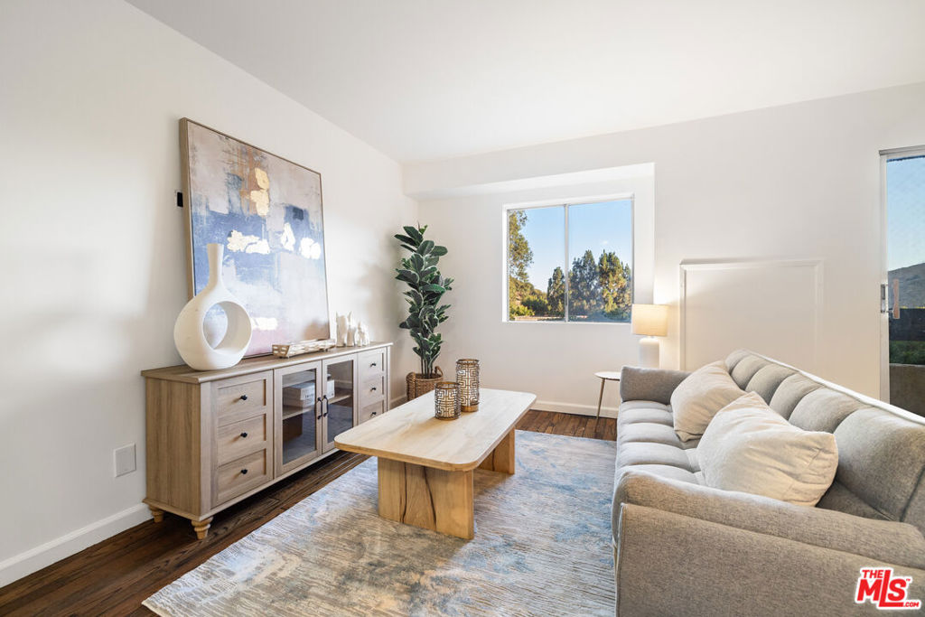 Properties 2 2700 Cahuenga Boulevard 3108