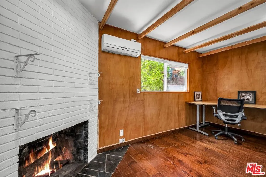 Beverly Hills, California 90210, United States, 5 Bedrooms Bedrooms, ,5 BathroomsBathrooms,Residential,Active,164028