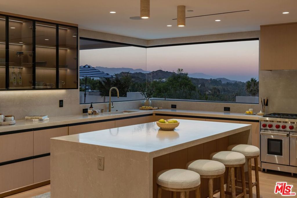 8636 Edwin Drive