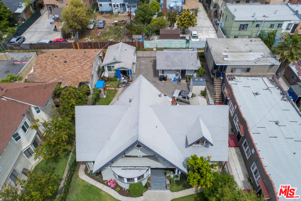 1459 W 29TH Street