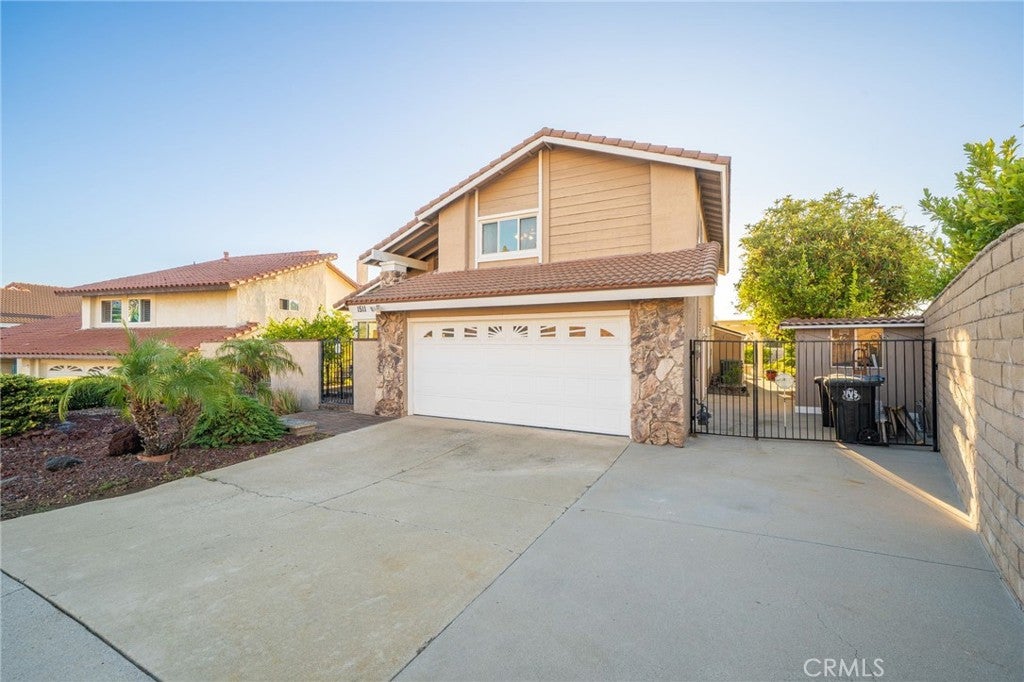 1511 Deer Crossing