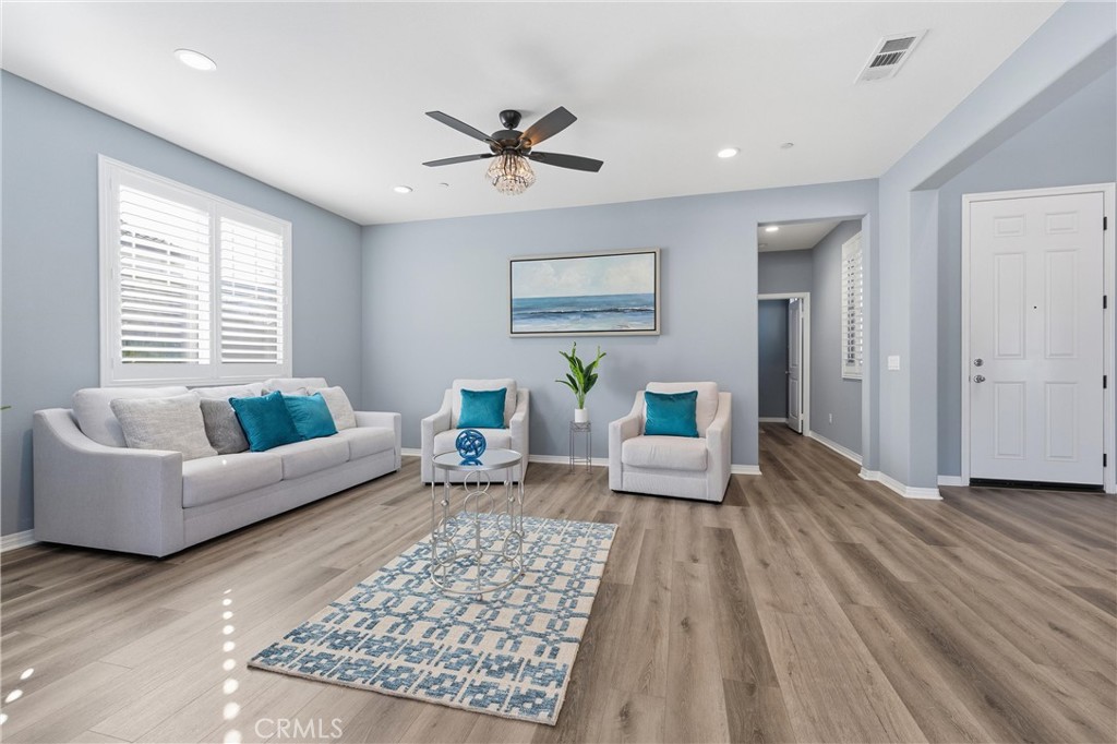 41638 Cielo Vista