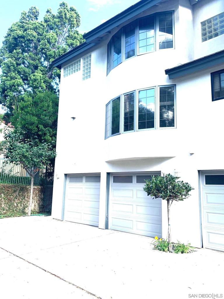 University City - Residential Lease