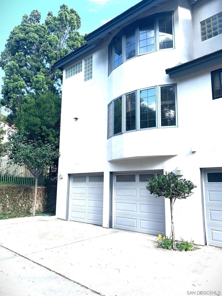 University City - Residential Lease