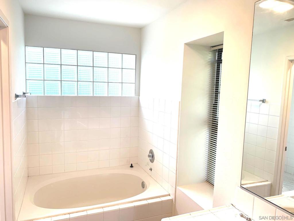 University City - Residential Lease