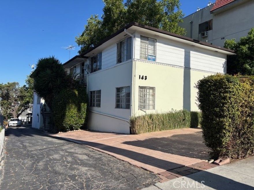 FAMILY TRUST AUCTION!!! 6 UNIT APARTMENT BUILDING ((2) 2 BEDROOM, 1 BATH UNITS. (4) 1 BEDROOM, 1 BATH UNITS). EACH UNIT HAS WALL HEATING. UNITS 3 AND 6 INCLUDE WALL AIR CONDITIONER AND DISHWASHER. SEPARATE GAS & ELECTRIC METERS. COMMON LAUNDRY WITH WASHER AND DRYER. 4 COVERED PARKING SPACES & ADDITIONAL PARKING.