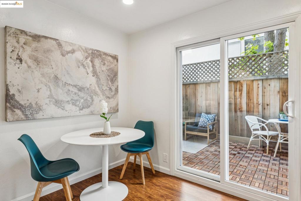 PIEDMONT AVENUE - Residential