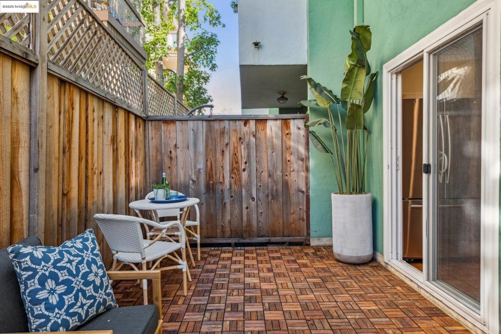 PIEDMONT AVENUE - Residential