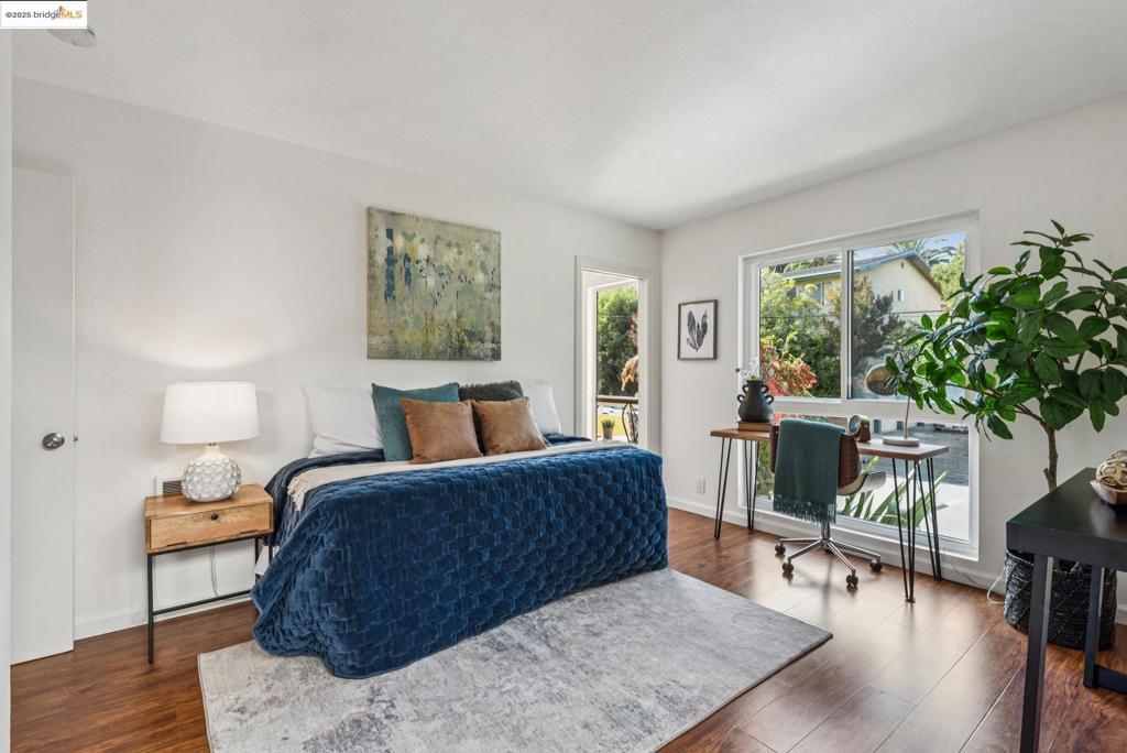 PIEDMONT AVENUE - Residential