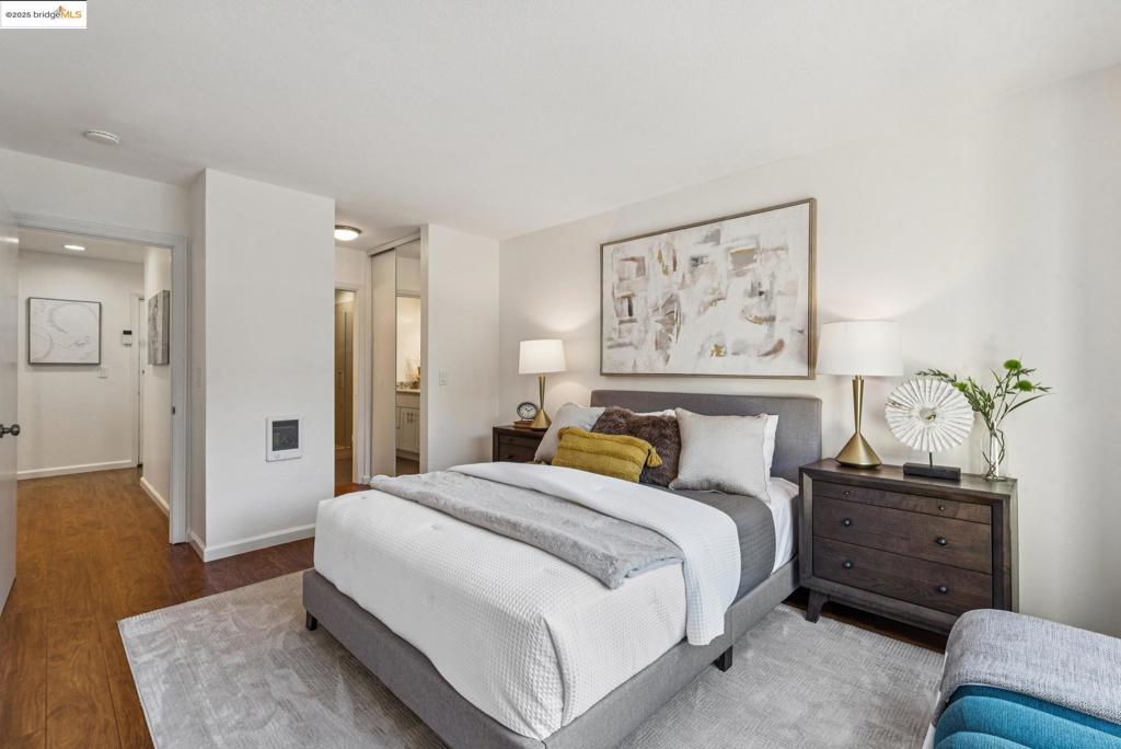 PIEDMONT AVENUE - Residential